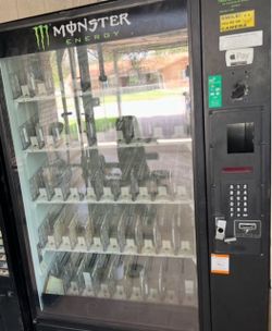 🔥 FOR SALE — 3 COMMERCIAL VENDING MACHINES — $5,000 FIRM FOR ALL 3 🔥