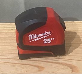 Milwaukee 25’ Tape Measure