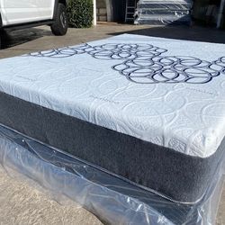 Full Bamboo Cool Gel Memory Foam!!