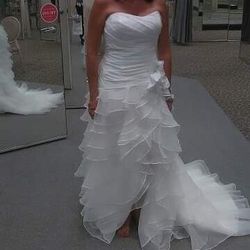 David's Bridal Wedding Dress  Size 10