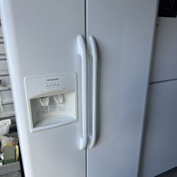 🌮 FRIGIDAIRE REFRIGERATOR FRIDGE (FREE DELIVERY/ WARRANTY)