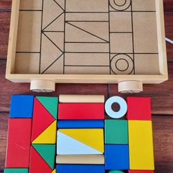Kid's Learn & Play Toy: Pull Along Wooden Block Wagon 24pc