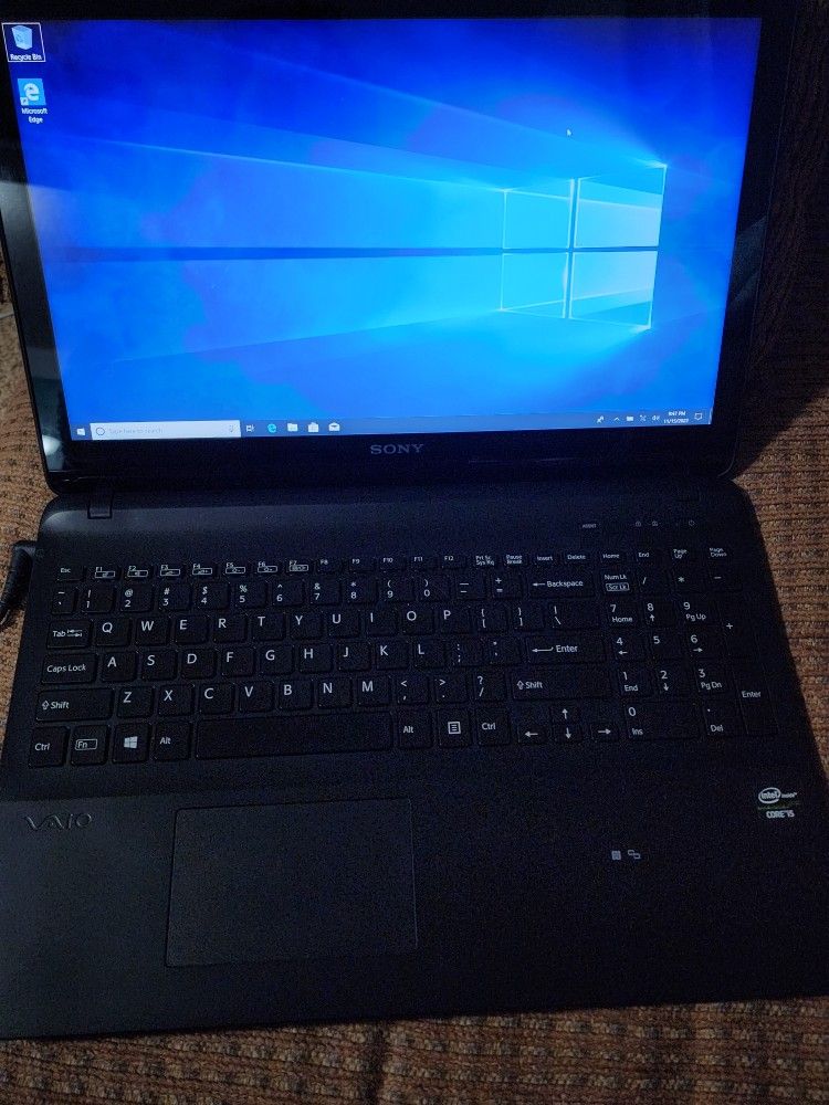 Sony Vaio Laptop 15.6 in Model svf152c29l Touch Screen