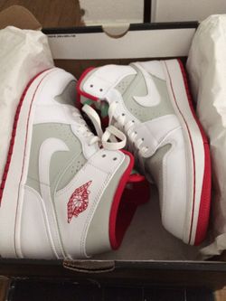Jordan retro 1 “Hares” Mids