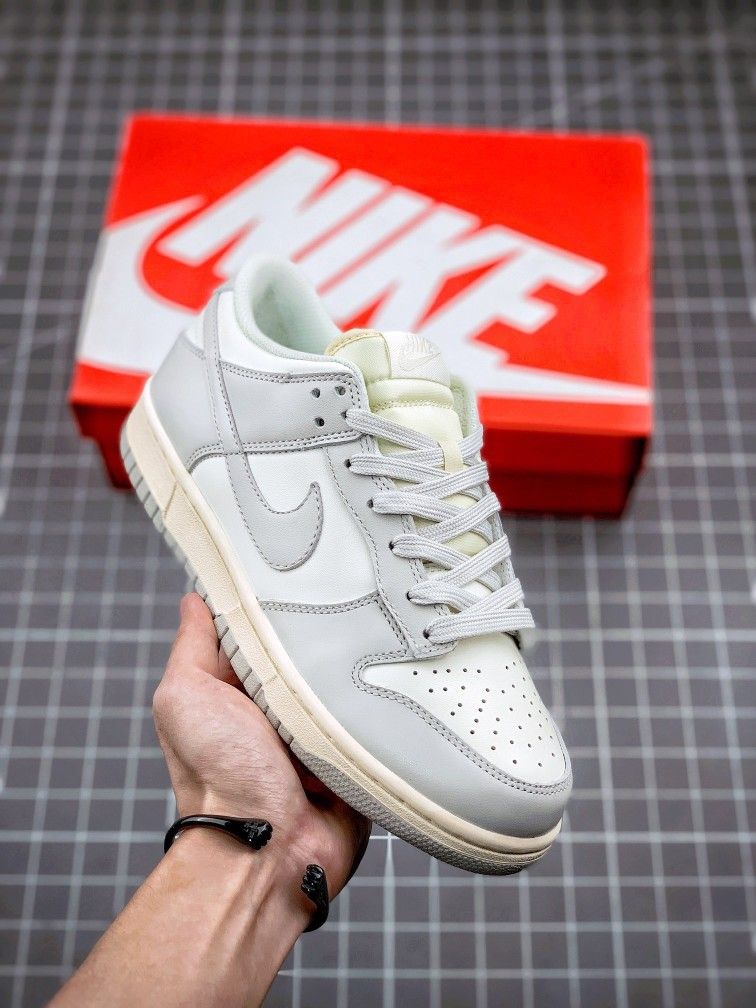 Nike Dunk Low Light Bone 