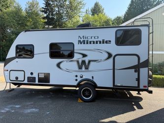 2019 Winnebago micro mini 1700bh