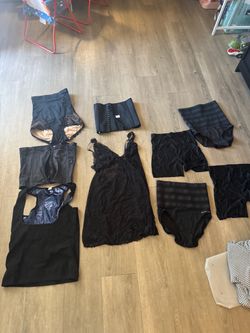 Black Women's Shapewear & Lingerie Bundle some new some In excellent condition, different sizes , selling the bundle together