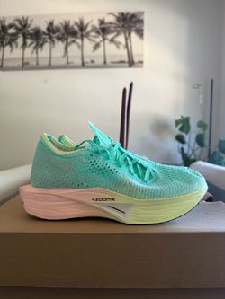 Nike vapor fly
