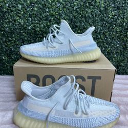 Men's Size 11 - adidas Yeezy Boost 350 V2 Cloud White Non-Reflective FW3043