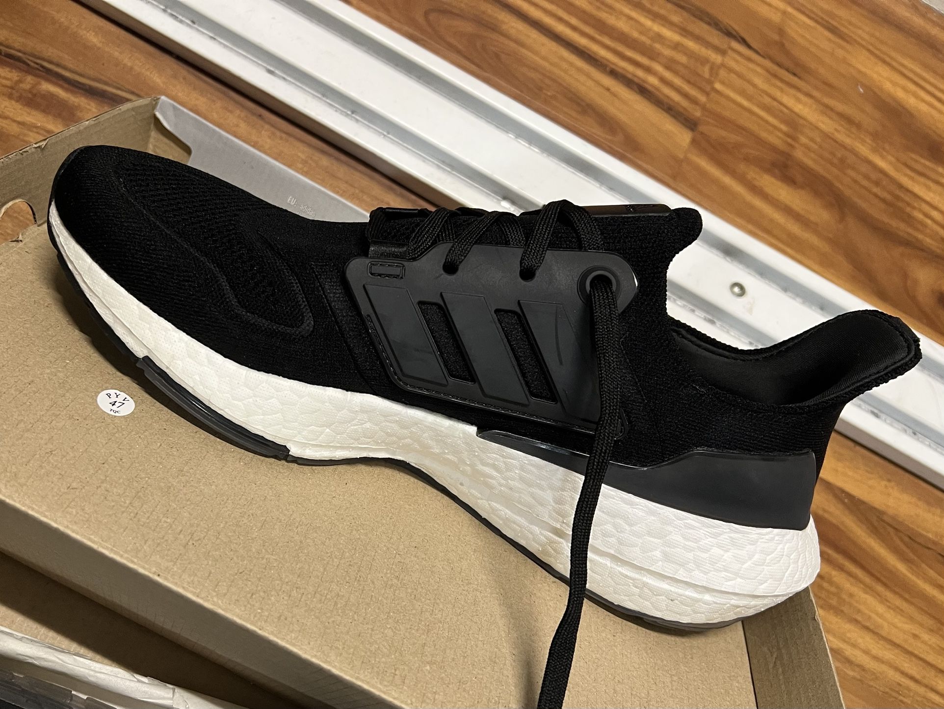 Brand new Adidas ultra boost 170.