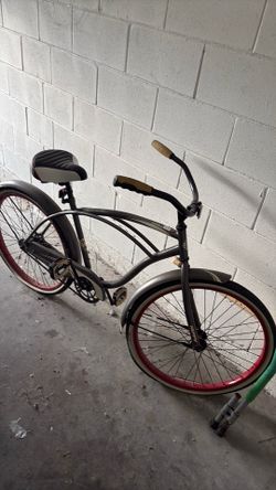 26” Beach Cruiser Bike – Clean & Rides Great
