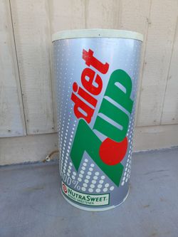 Vintage Diet 7up Display Ice Box Cooler Garage Man Cave