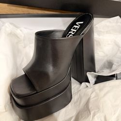 Versace Mule Authenticated