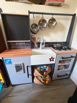 KidKraft play kitchen