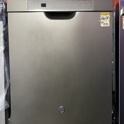 GE STAINLESS STEEL DISHWASHER 