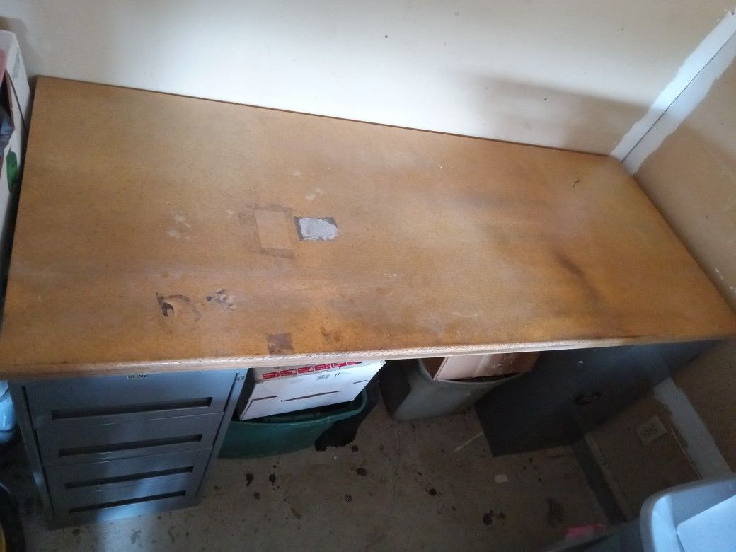 Uline Cabinet Pedestal Workbench