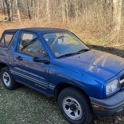 2000 Chevrolet Tracker
