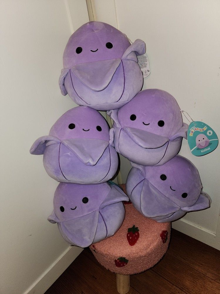 *NEW* SQUISHMALLOWS
8in