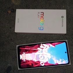 Moto G Play with Unlimited Service from Metro by T-Mobile