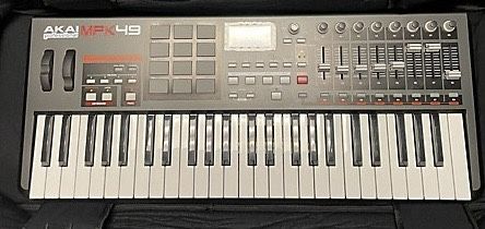 Akai Mpk49 Midi Keyboard