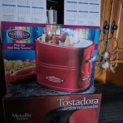 Hot dog pop up toaster