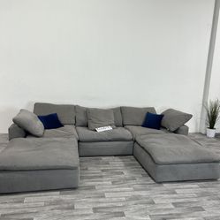 Gray CLOUD 5 Piece Modular Sectional Couch (FREE DELIVERY 🚚)