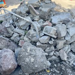 Free rocks for landscaping