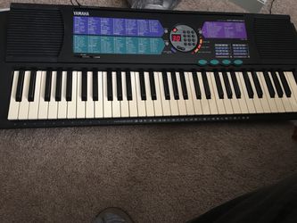 Yamaha music keyboard
