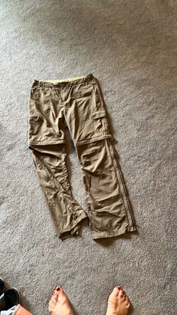 Girls REI convertible pants, large