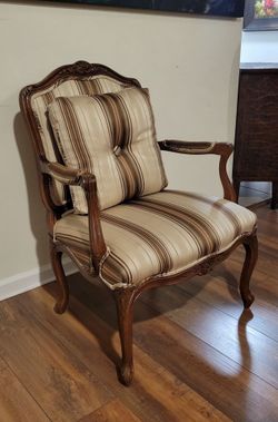 Thomasville accent chair