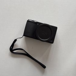 Ricoh GRiii HDF