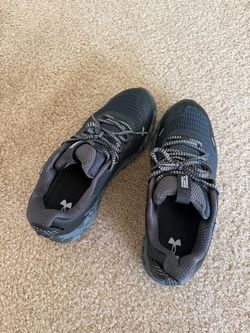 Under Armour - Walking shoes -  Women Size 8