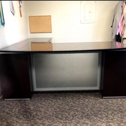Free Desk