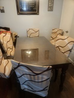 Dining table with 6 chairs