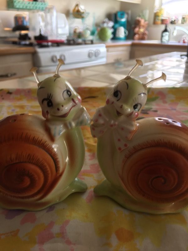 Enesco Snappy the Snail Shakers