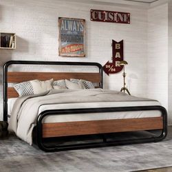 King Size Metal Bed Frame with Round/Curved Wooden Headboard and Footboard, Plat
