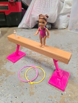 Barbie gymnastics beam