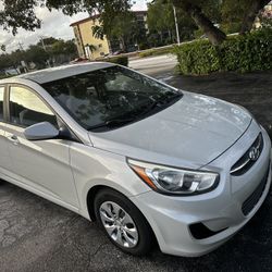 2016 Hyundai Accent