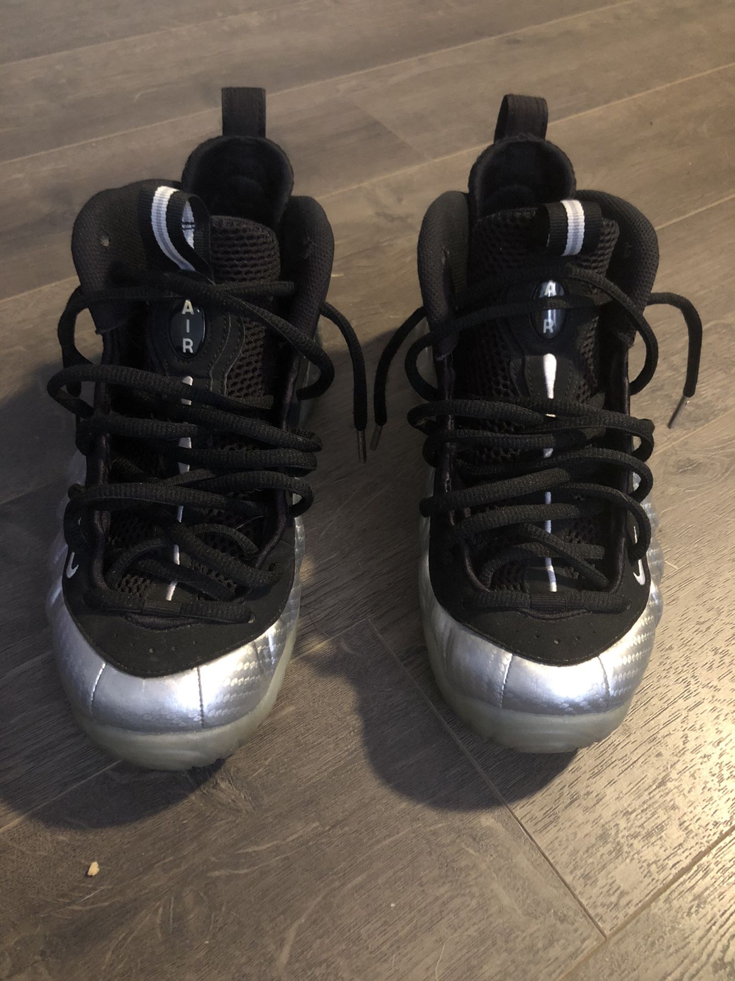 Foamposite pro silver surfers