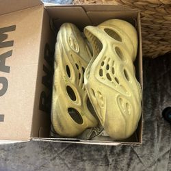 Yeezy Foam Runner