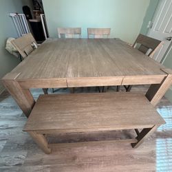 Dining Room Table W/Chairs