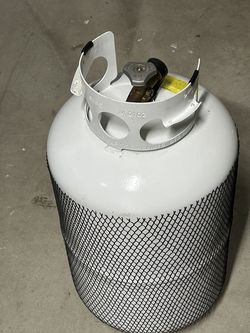 Brand new,Flame Guard 30lb propane tank model# YSN301
