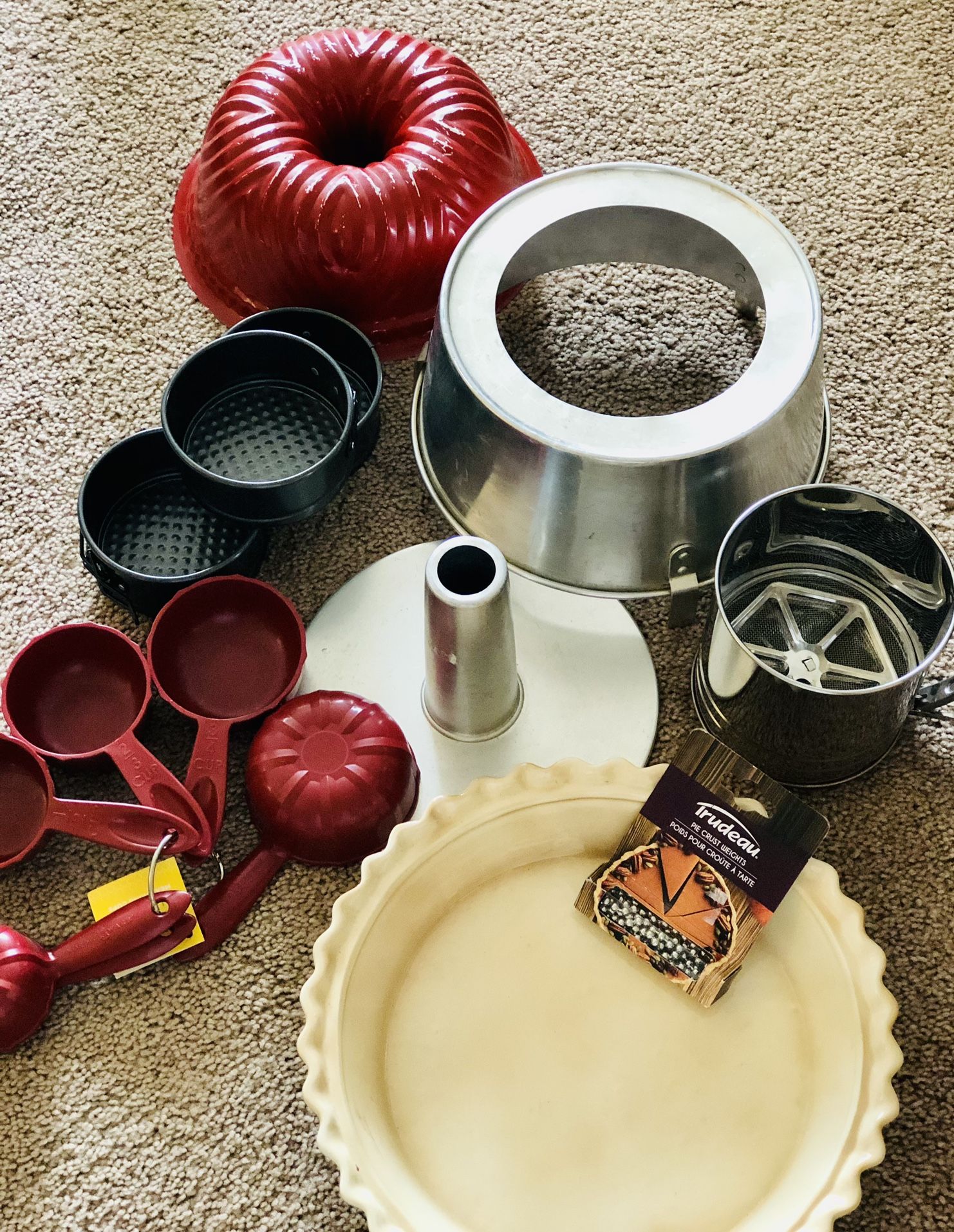 Bakers Lot (9) Pieces