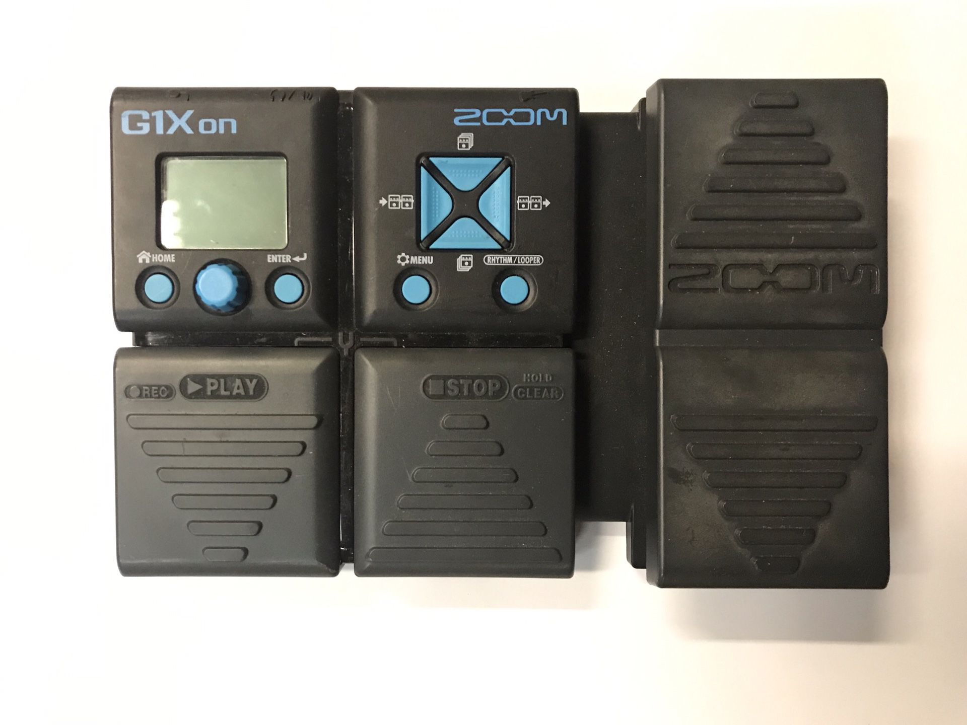 ZOOM G1Xon Guitar / Bass Multi-effects Amp Modeling Pedal w/ Expression Pedal