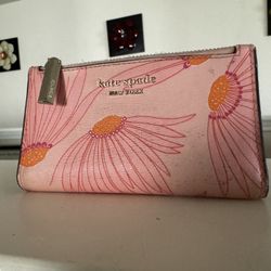 Kate Spade Women's Wristlet Spencer Falling Flower Clutch Pink