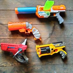 Nerf Guns 