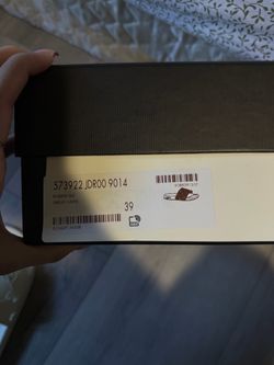Women’s Gucci Pool Slide