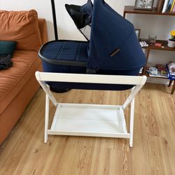 Uppababy bassinet and stand