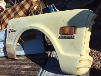 69-72 Chevy and GMC truck, Blazer and Suburban fenders both are rust free. $150 each