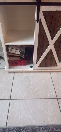 Farmhouse Barn Door Cabinet